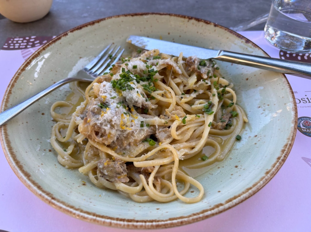 Paradosiako Restaurant
