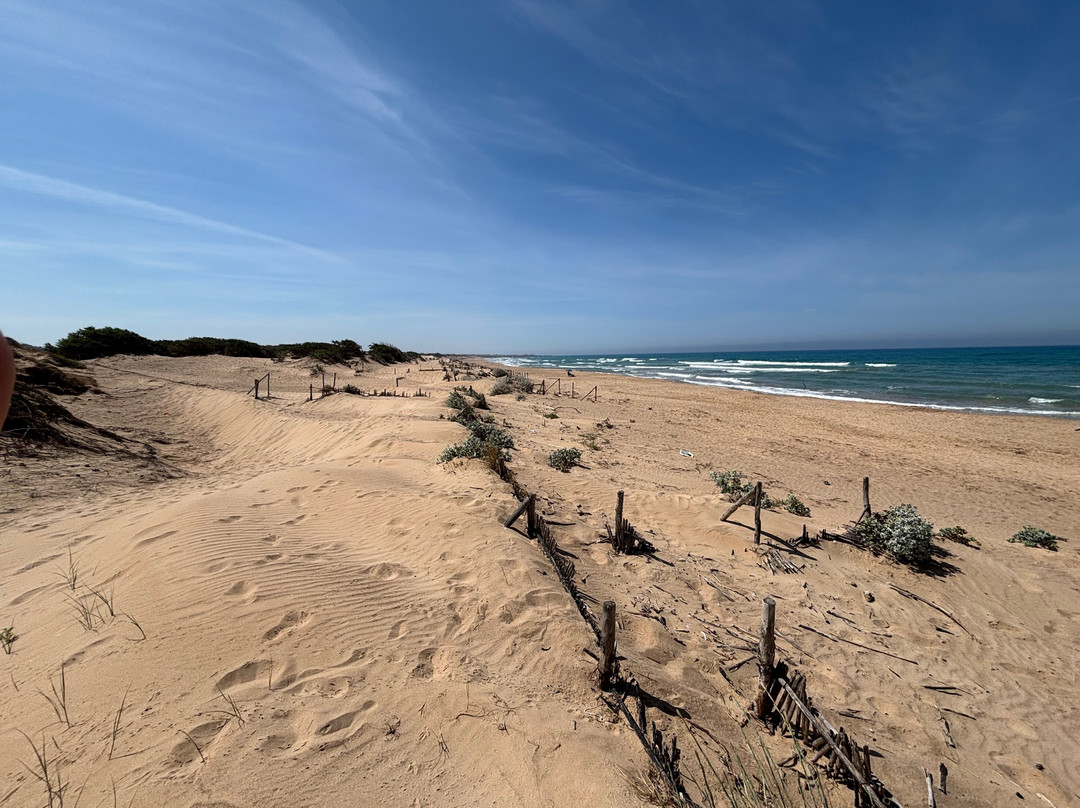 Spiaggia di Randello-Scoglitti必去景点