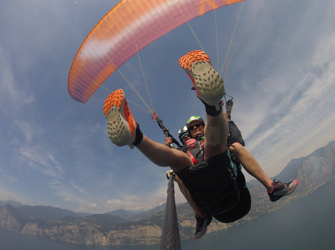 Roberto Paragliding Malcesine-马切尔西涅必去景点