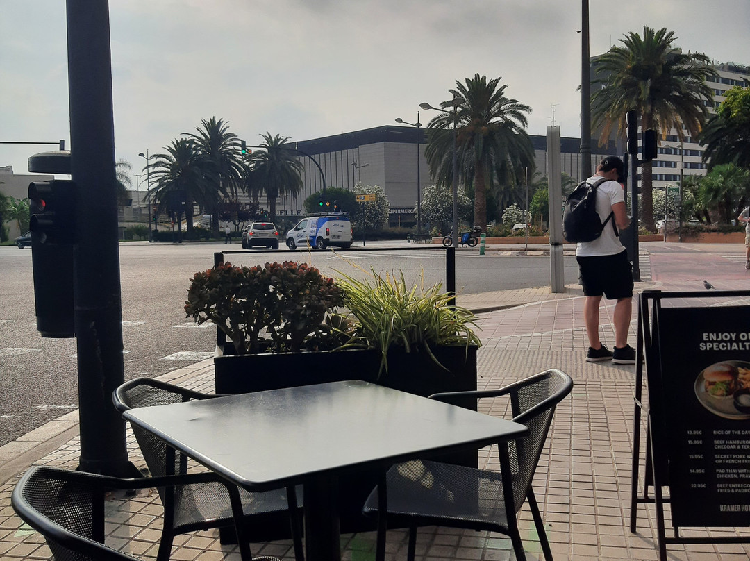 克莱默酒店主图