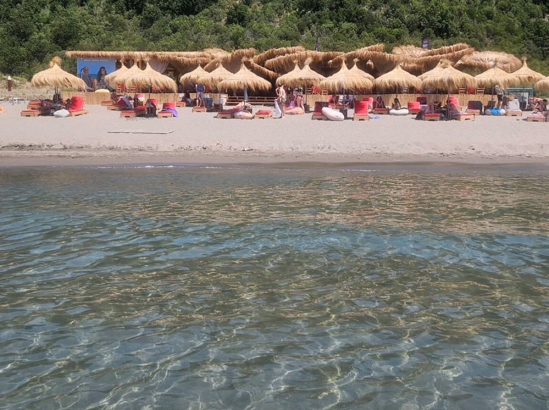 Mamba Bar Restorat Beach