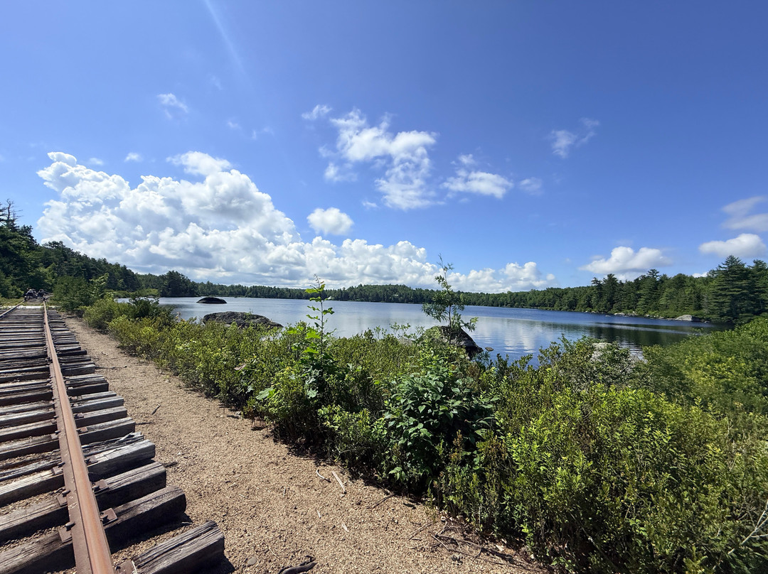 Revolution Rail Co. Jenkins Beach-Dedham必去景点