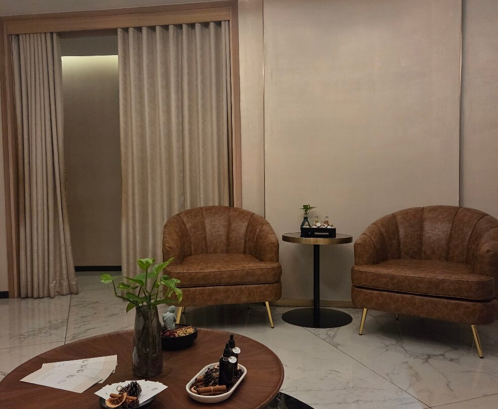 西贡拉希斯塔尊贵酒店主图