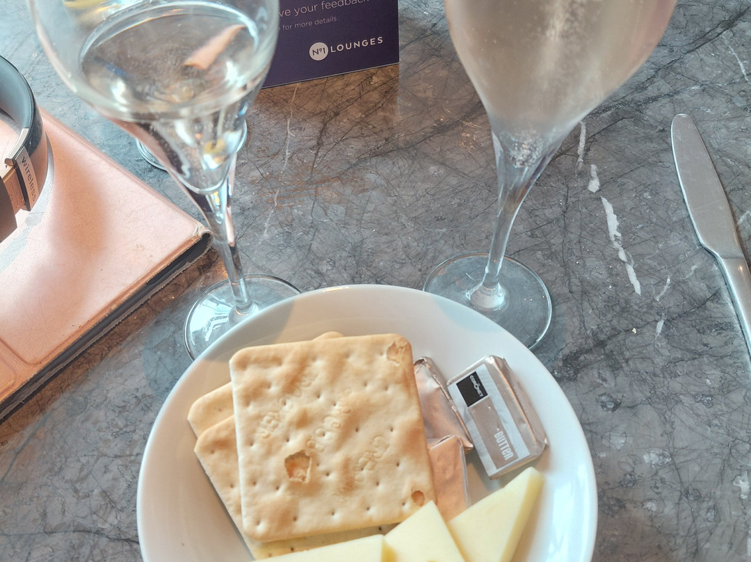 No1 Lounge at Luton Airport-卢顿必去景点