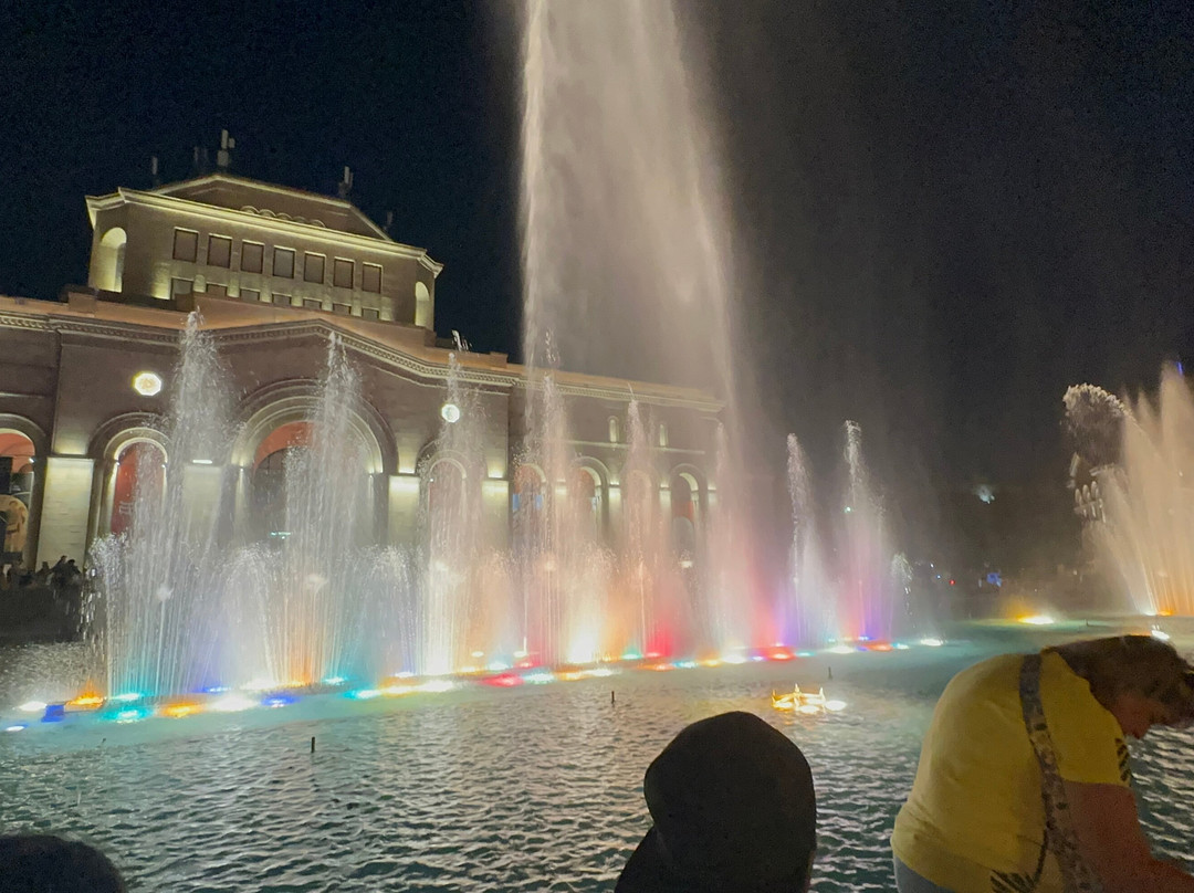 Republic Square-埃里温必去景点