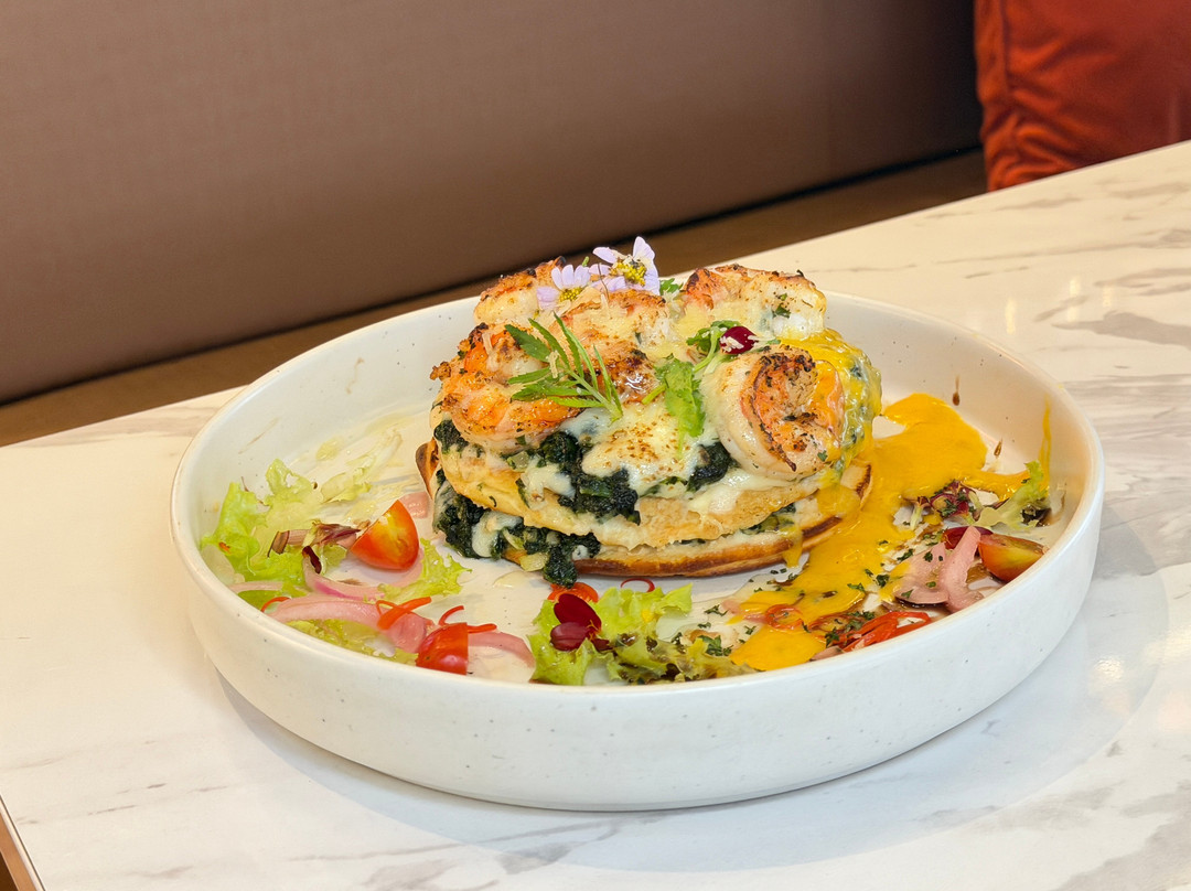 Oasis All Day Eatery & Bar