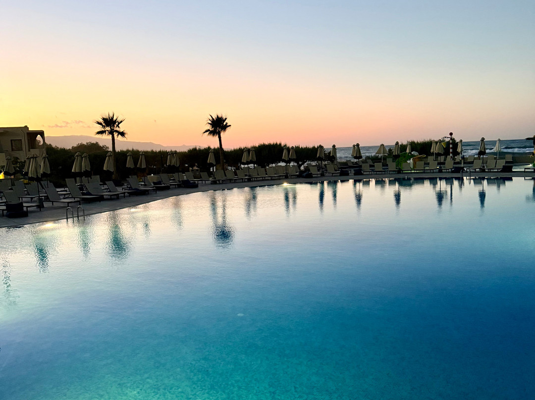 Atlantica Ocean Beach Resort主图