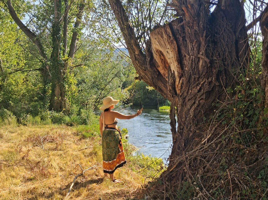Fiume Tirino-Capestrano必去景点