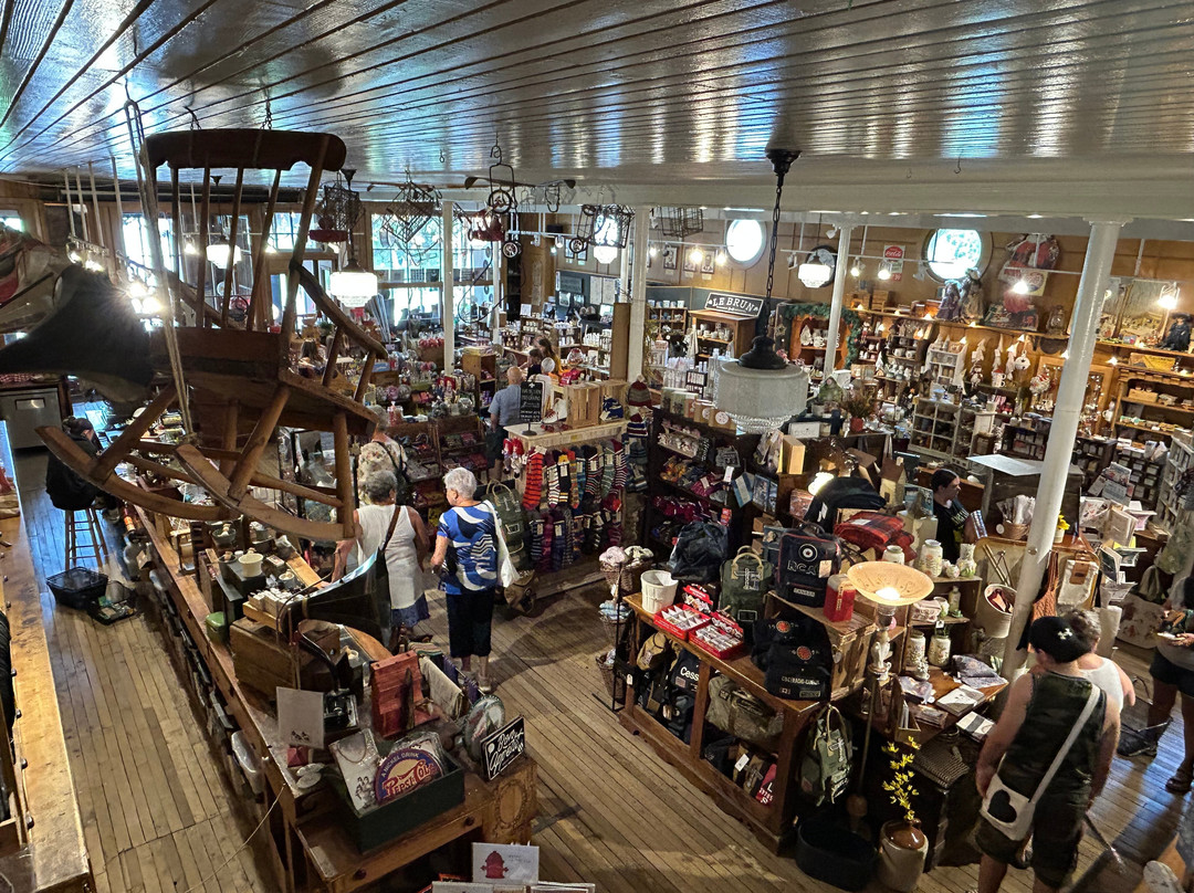 Magasin Général Le Brun-Saint-Edouard-de-Maskinonge必去景点