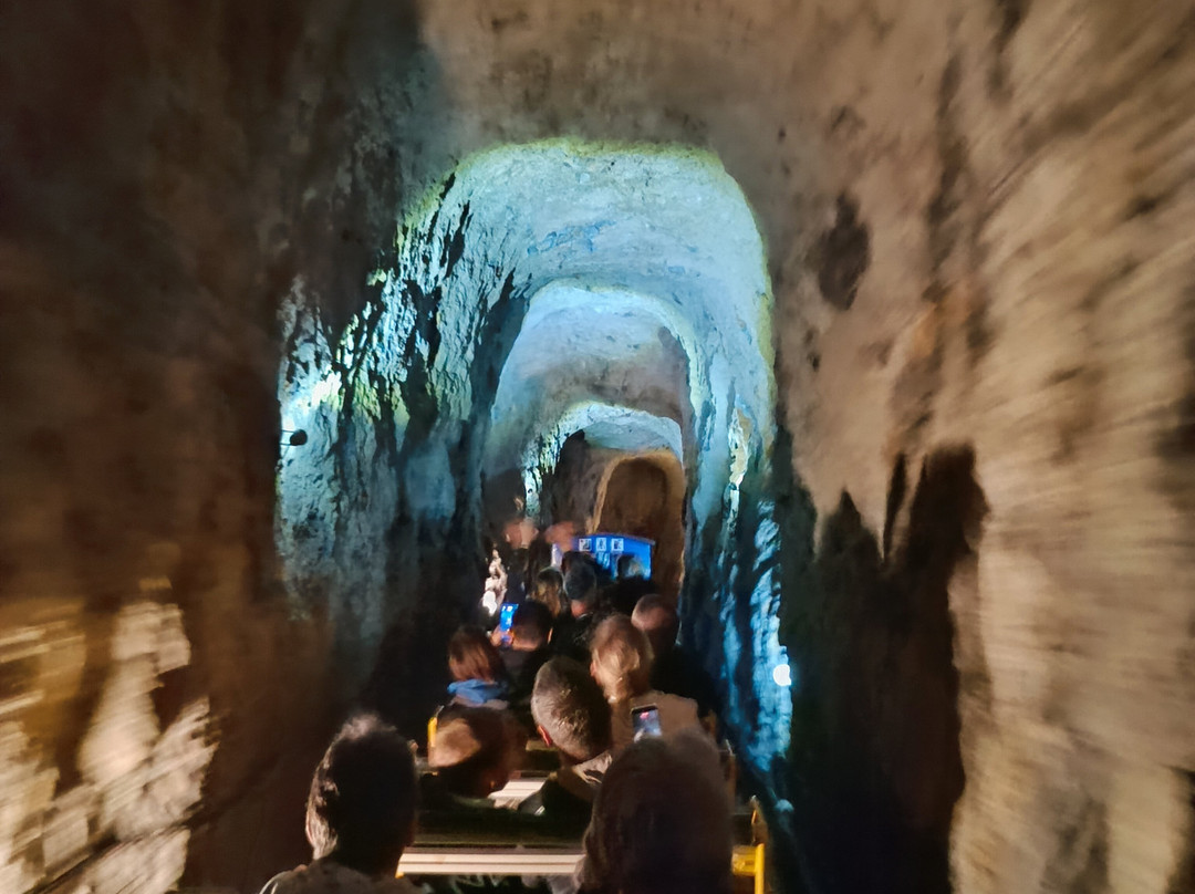 Grottes de Bétharram-Saint-Pe-de-Bigorre必去景点