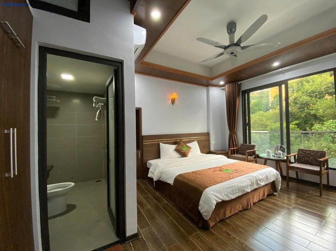 R Hotel Tam Đảo