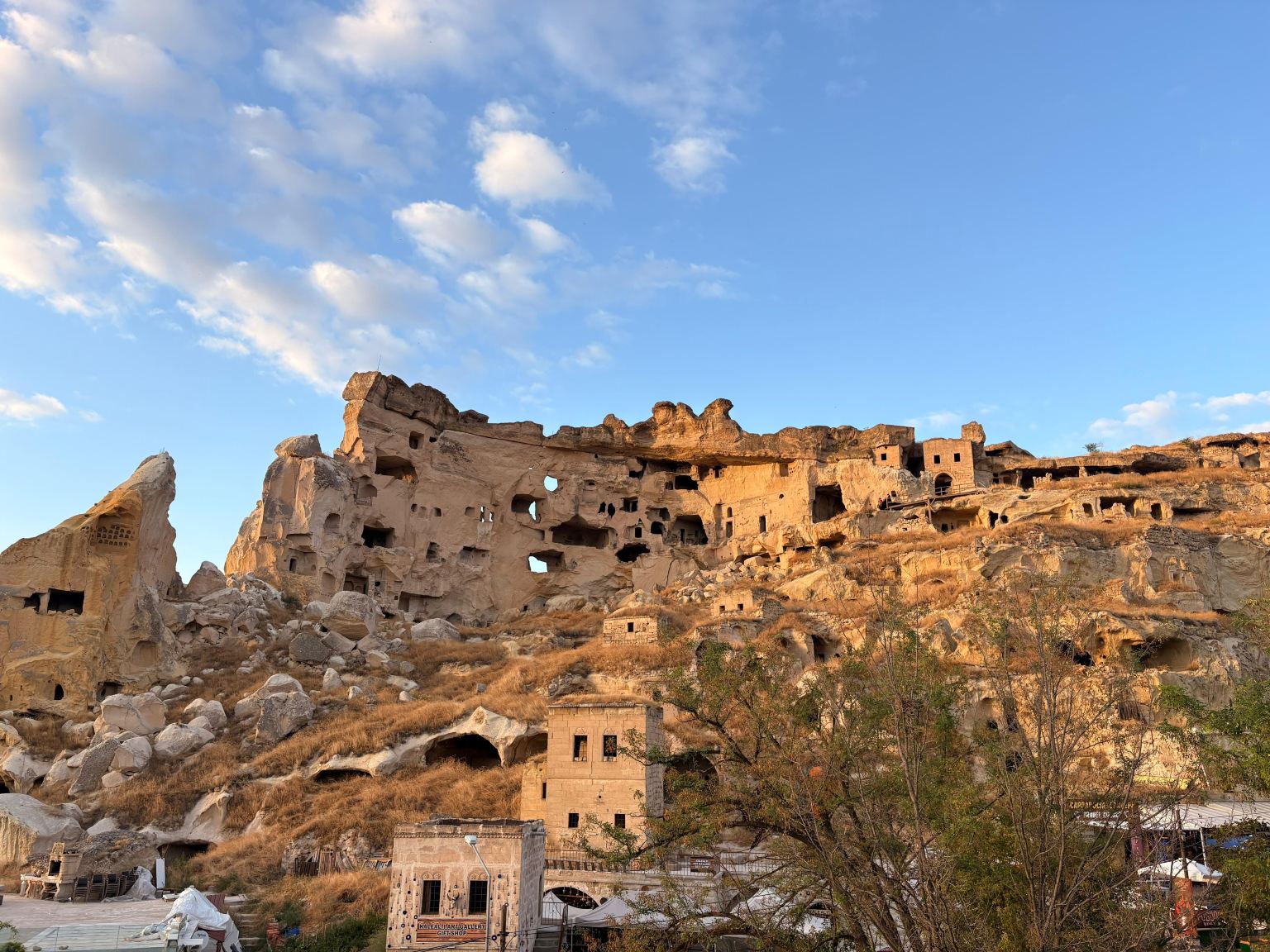 阿加特洞穴酒店-旅行者