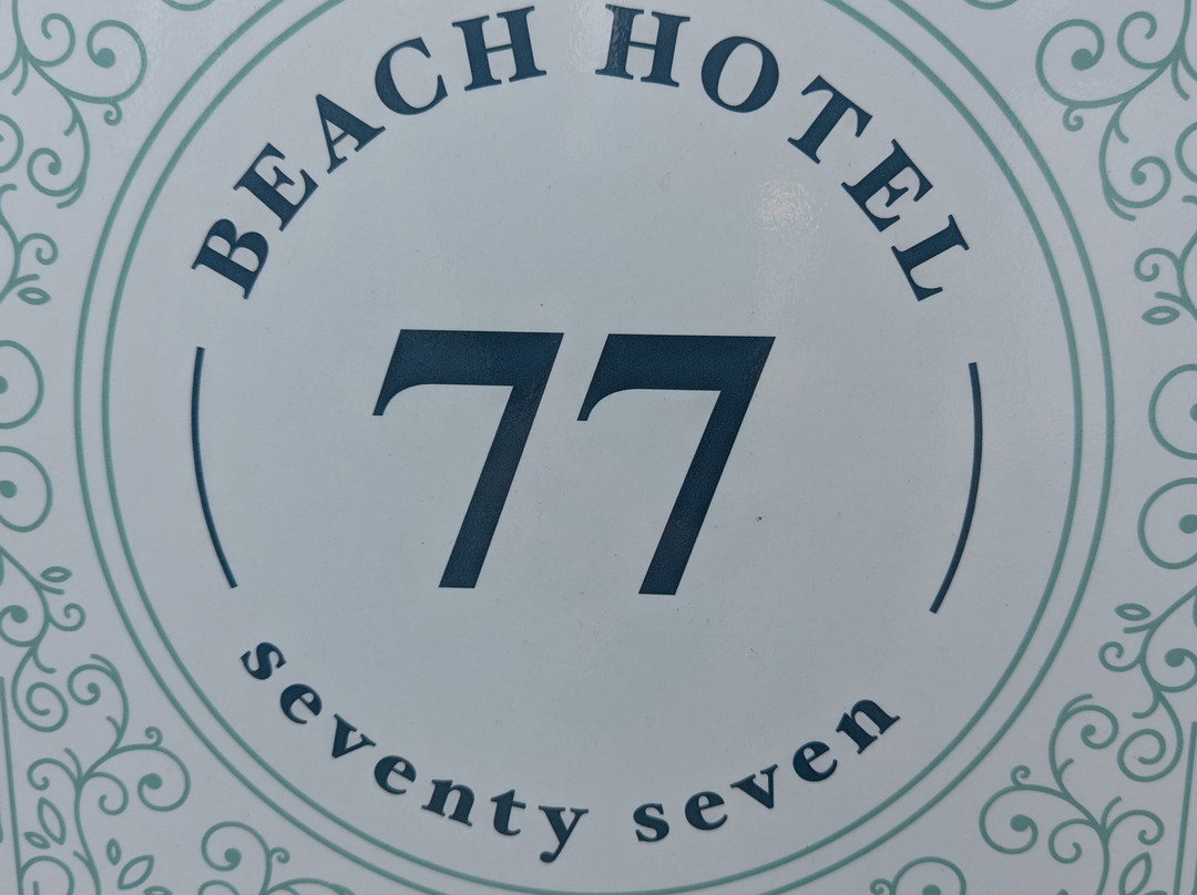 Seventy Seven Beach Hotel主图