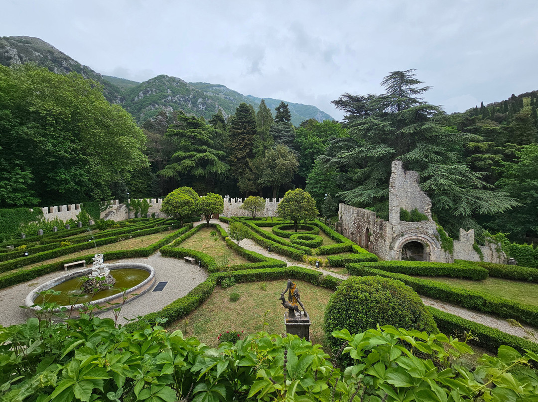 Villa d'Ayala-Valva-Valva必去景点
