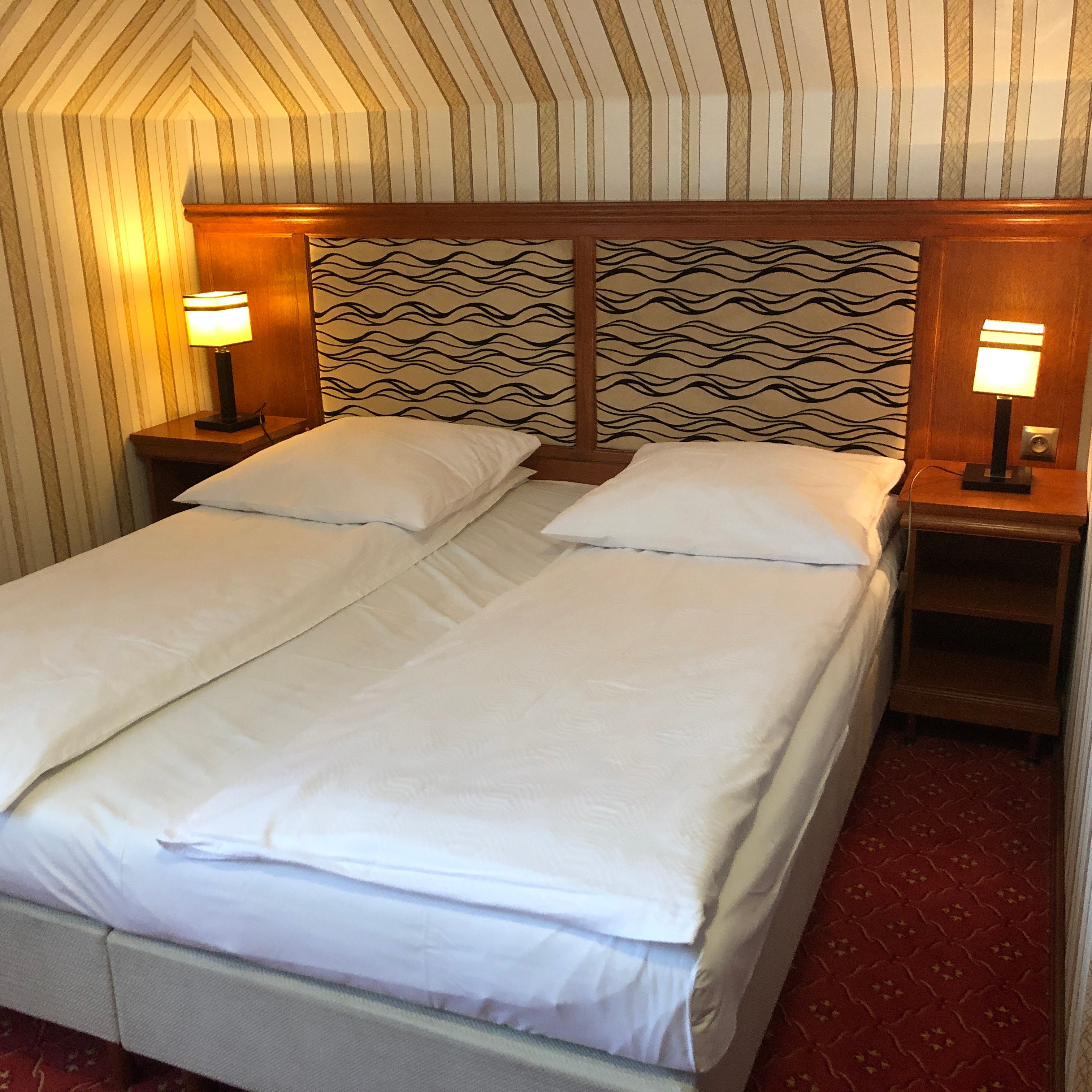 Hotel Zajazd Polonez-官方