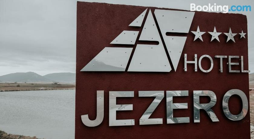 Hotel Jezero