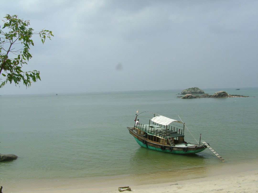 惠东县旅游景点-双月湾