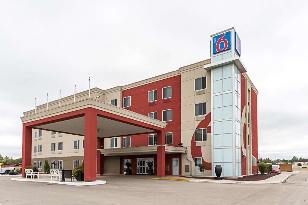 Motel 6 Moosomin-官方
