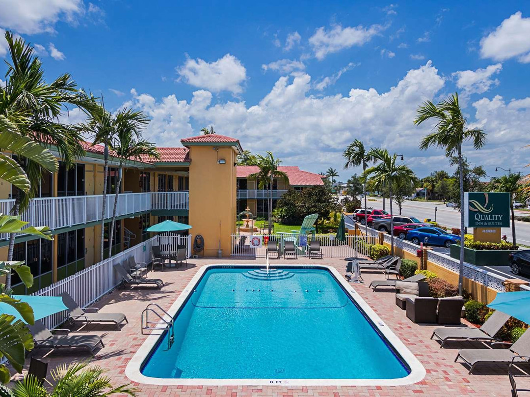 Quality Inn & Suites Airport Cruise Port Hollywood主图