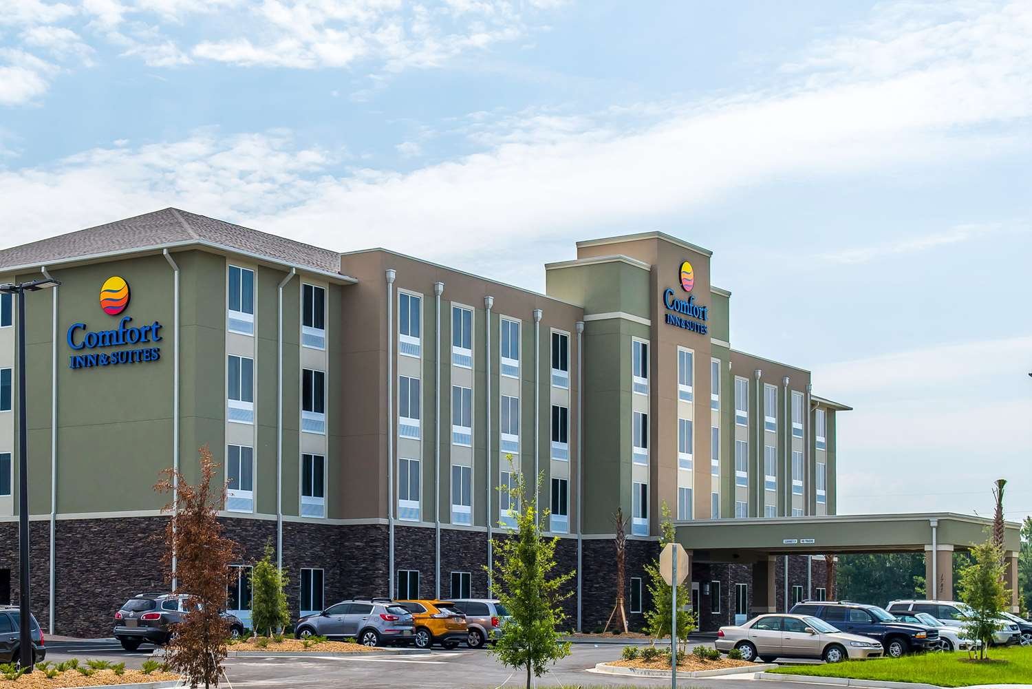 Comfort Inn & Suites-官方