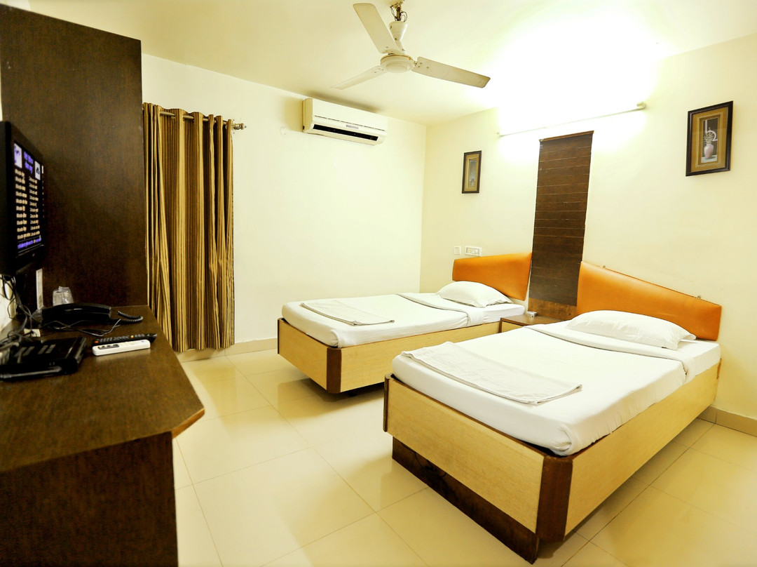 Bachupally酒店住宿-Hotel Swagath Residency