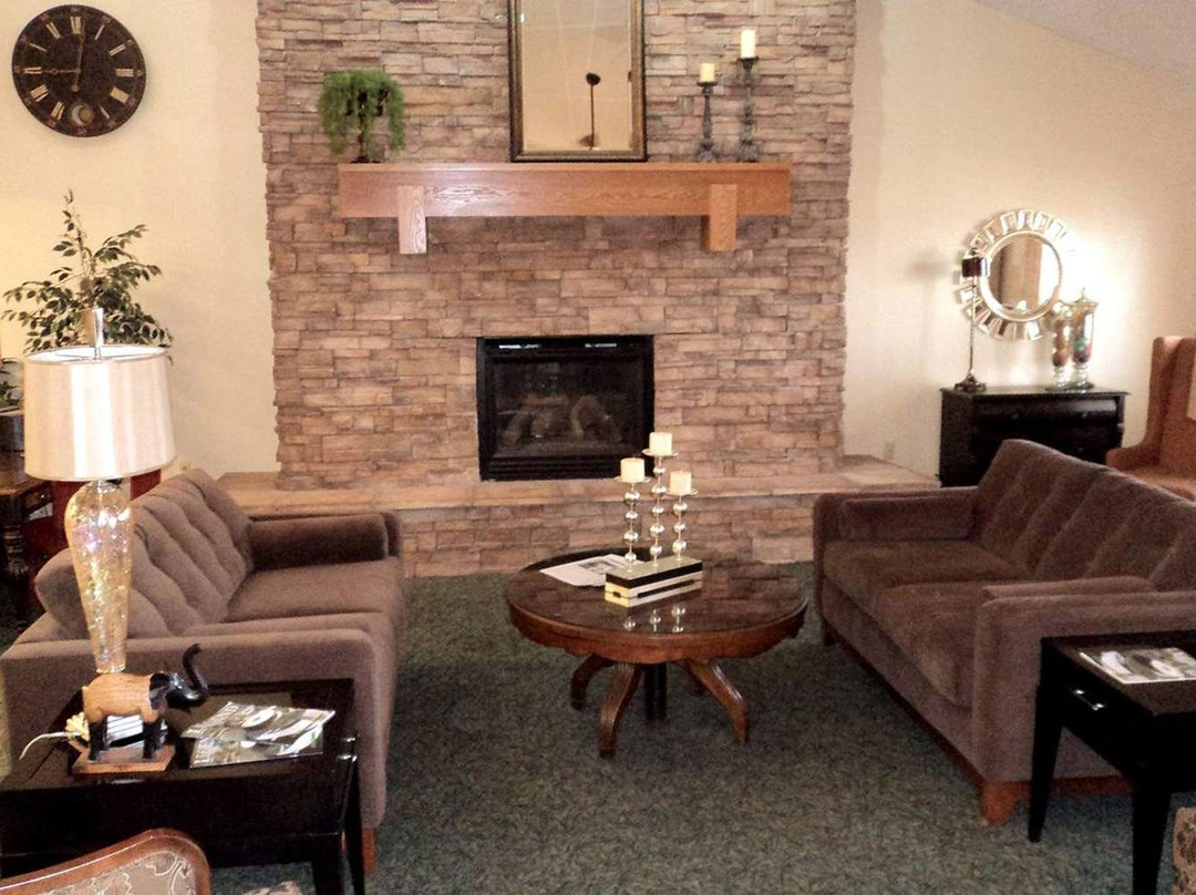 加登城阿美瑞辛旅馆及套房主图