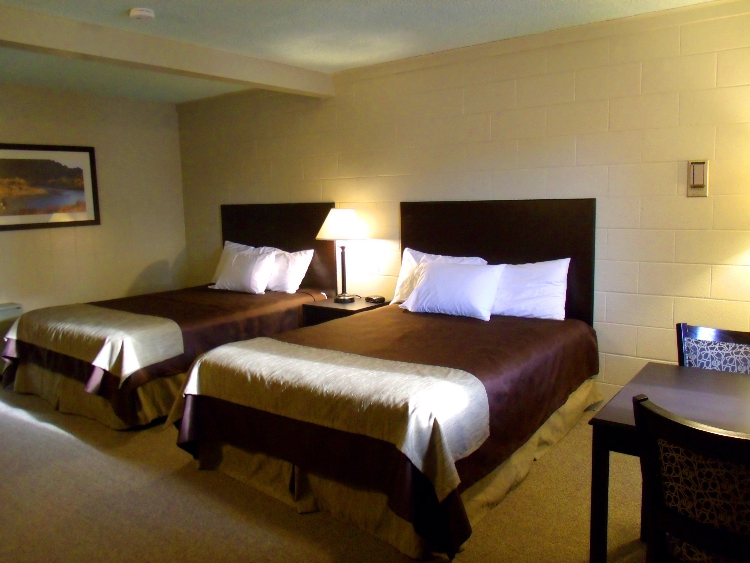 Yellowstone Motel-官方