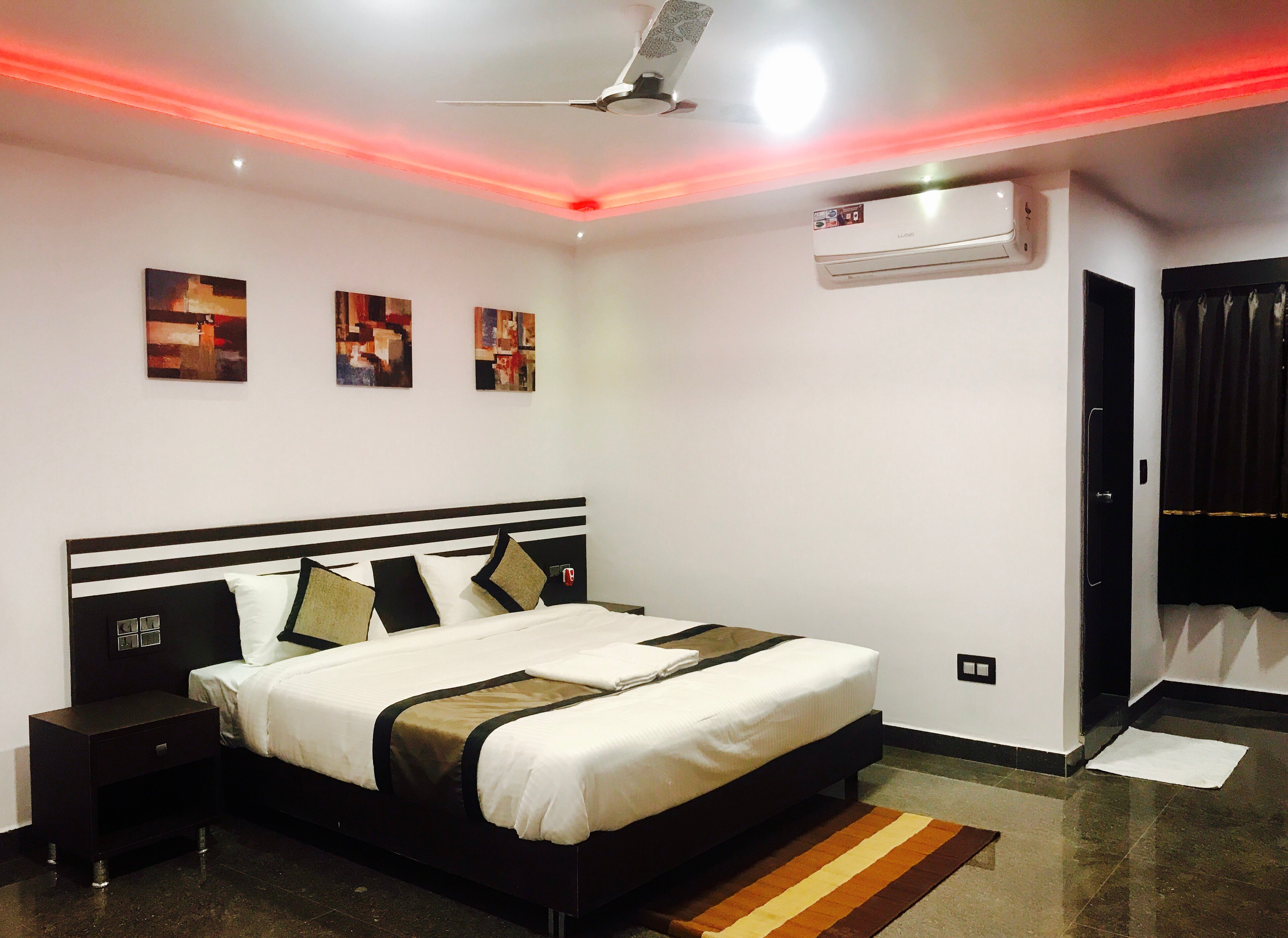 Parampara Residency-官方