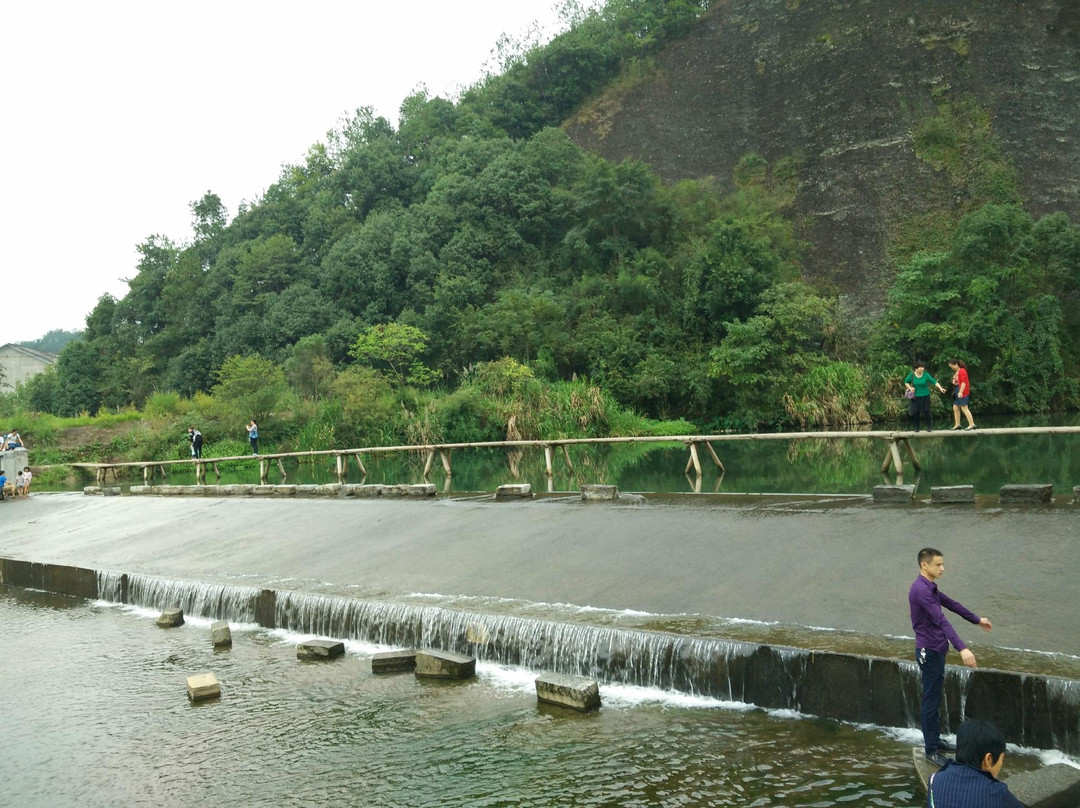 象形山景点图片