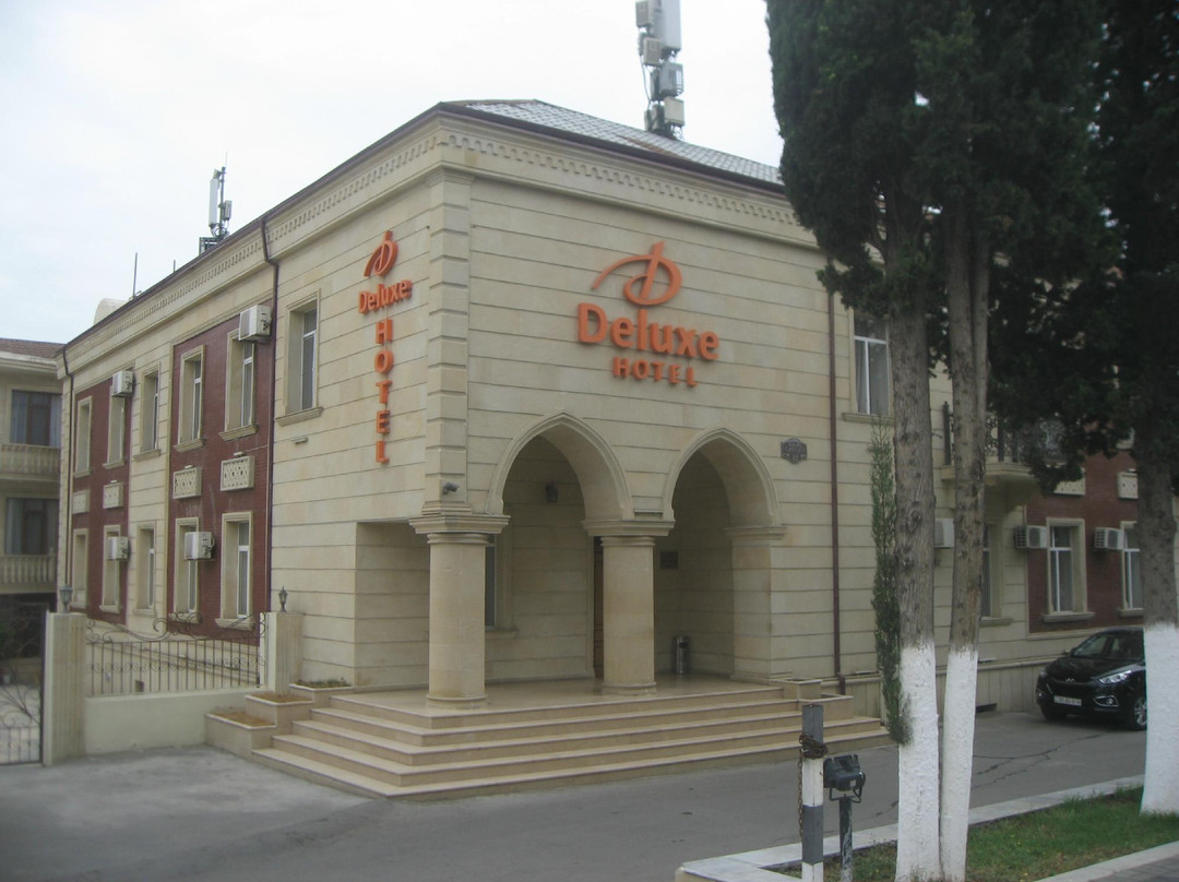 Deluxe Hotel