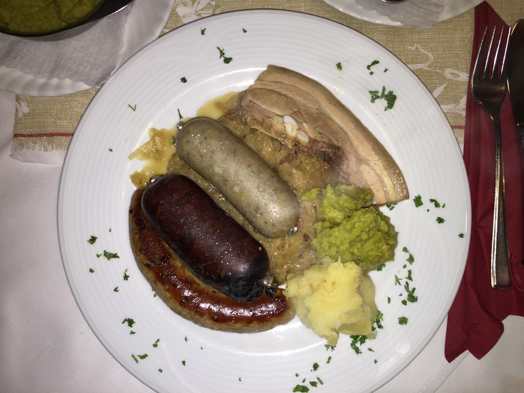Hotel-Gasthof Hirschen-餐饮