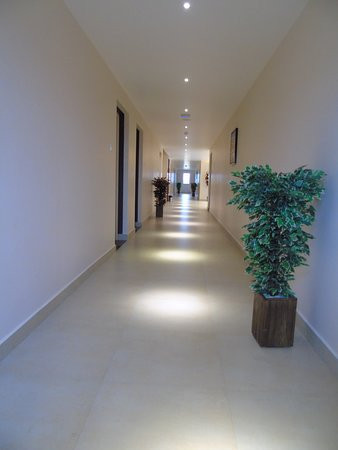 St. Antony's Residency主图