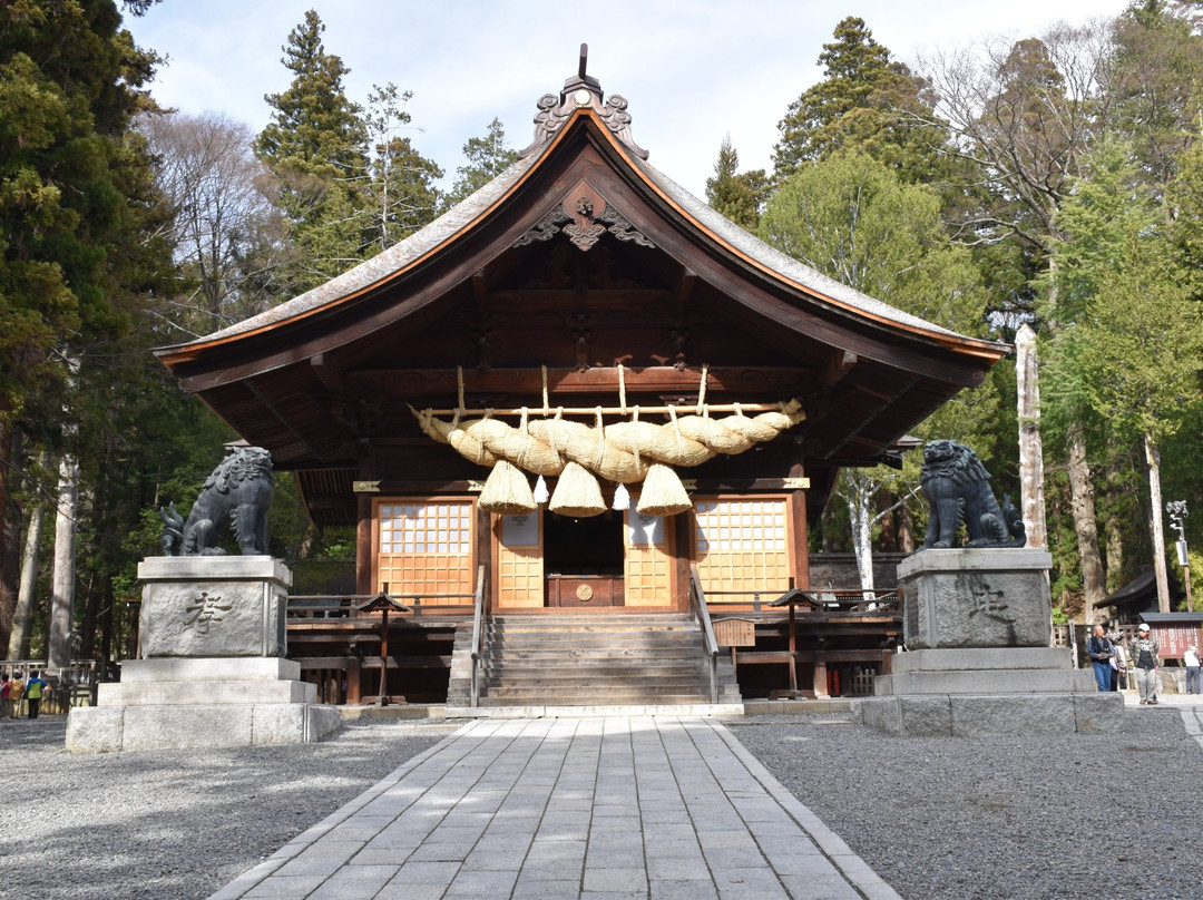 Suwa Shrine景点图片