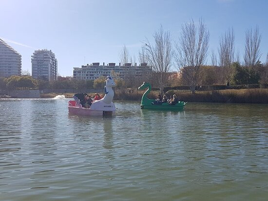 Parque de Cabacera-巴伦西亚必去景点