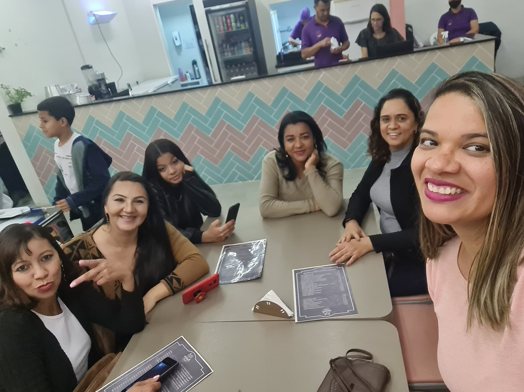 Boliche e Pizzaria Conquista.