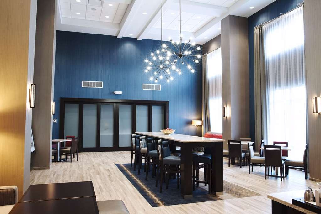 Hampton Inn & Suites Des Moines/Urbandale主图