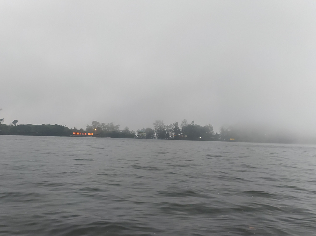 Sarangan Lake景点图片