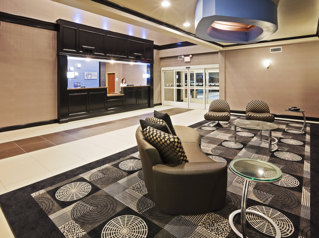 Holiday Inn Express & Suites Jacksonville by IHG主图