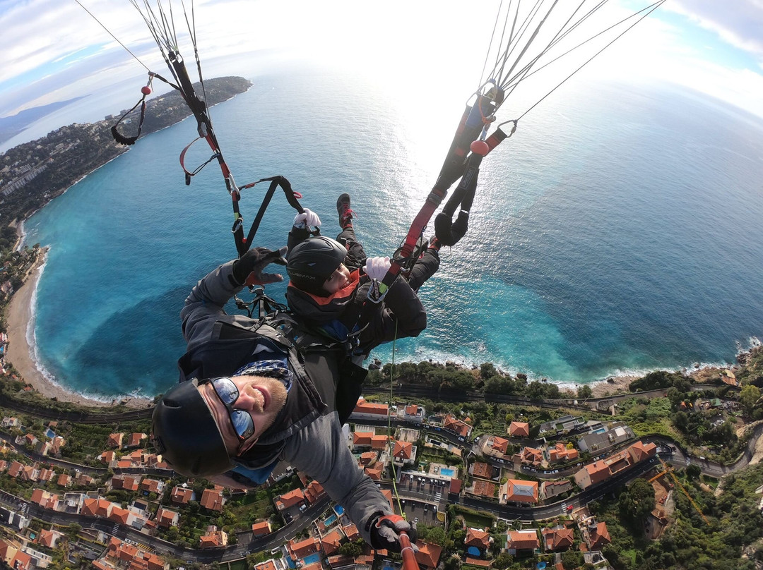 Roquebrune Cap Martin Parapente-罗克布伦第马丁必去景点