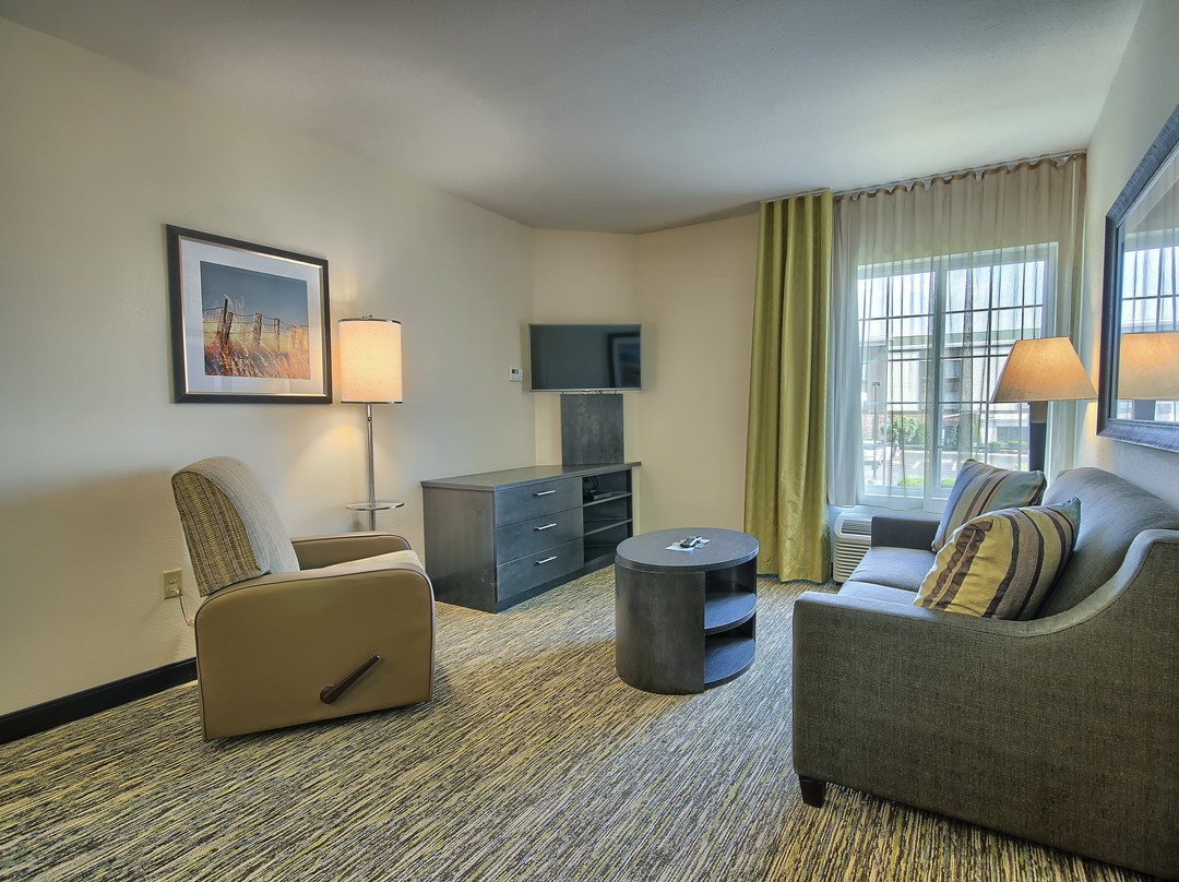 Candlewood Suites Columbus - Grove City by IHG主图