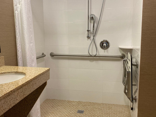 Holiday Inn & Suites Bakersfield By IHG主图