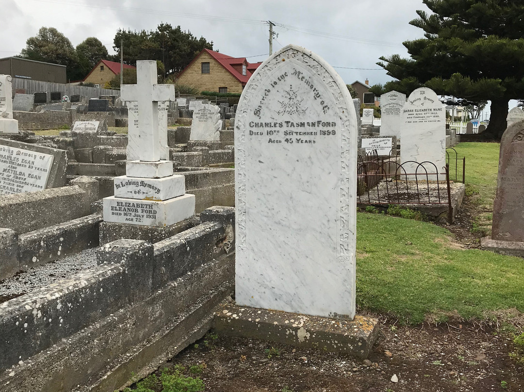 Stanley Cemetery-斯坦利必去景点