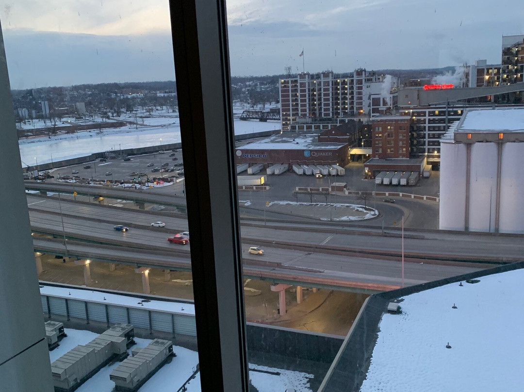 锡达拉皮兹会议中心希尔顿逸林酒店主图