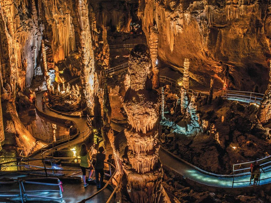 Holiday Inn Express & Suites Batesville By IHG主图