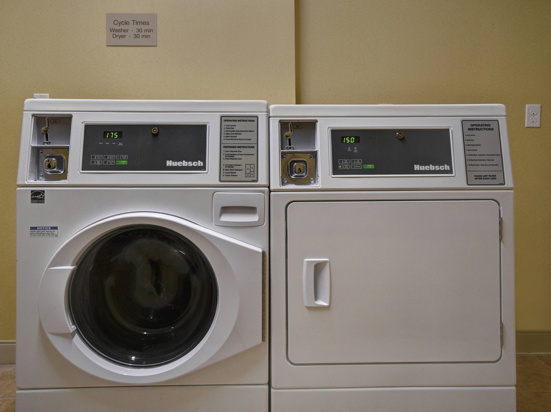 SpringHill Suites by Marriott Holland主图