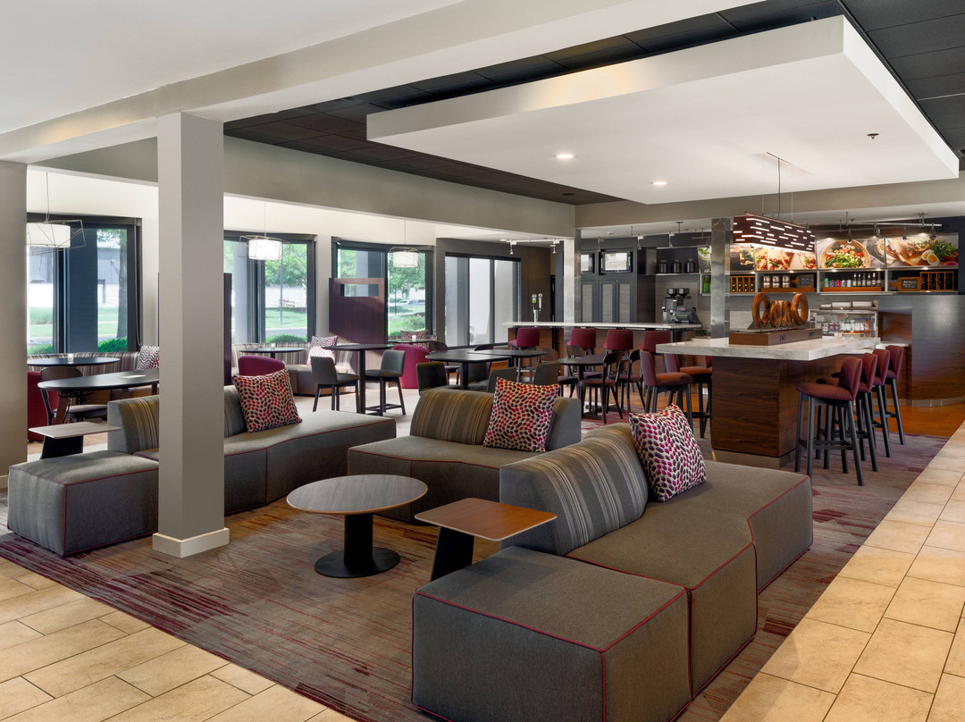 Courtyard by Marriott Cincinnati Blue Ash主图