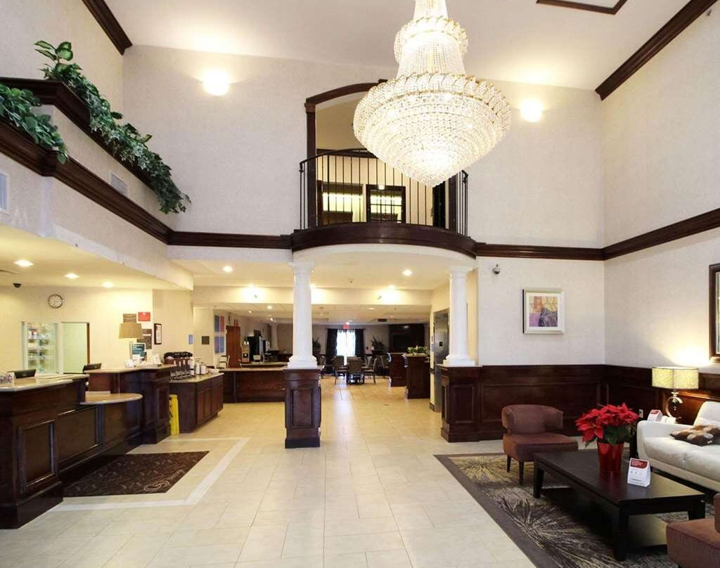 布朗斯维克酒店主图