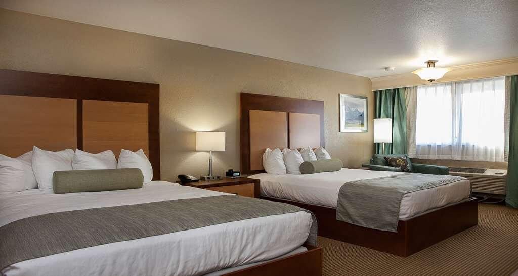 Best Western Foothills Inn主图