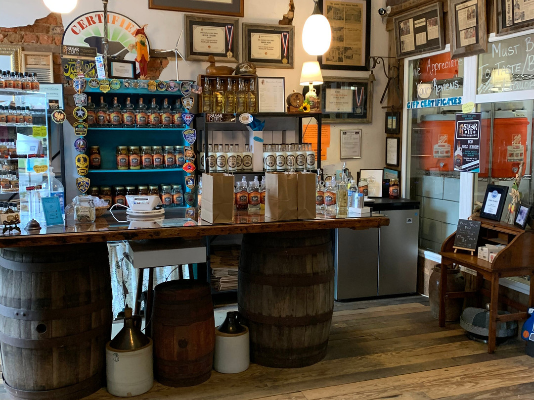Sugar Tit Moonshine Distillery景点图片