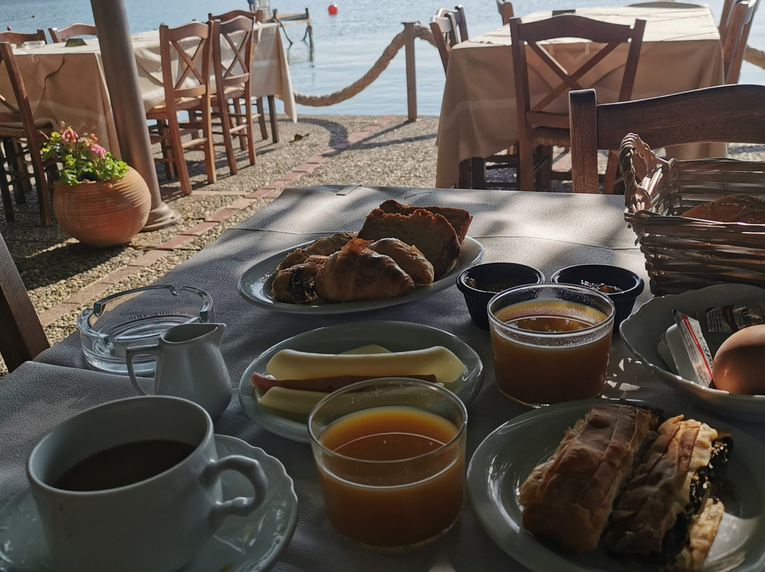 Mouria Rooms & Studios主图